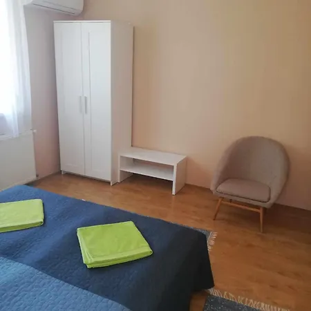 Rege Apartment