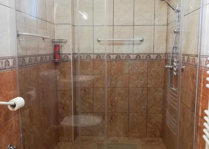 Rege شقة